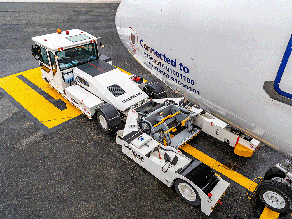 Textron GSE - Douglas TBL-180 - Towbarless Pushback - Craddle Lift Capacity